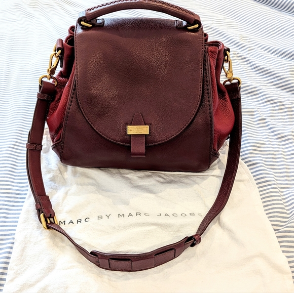 MARC by Marc Jacobs Irina KMJ Red and Wineberry Handbag Purse - Picture 1 of 9